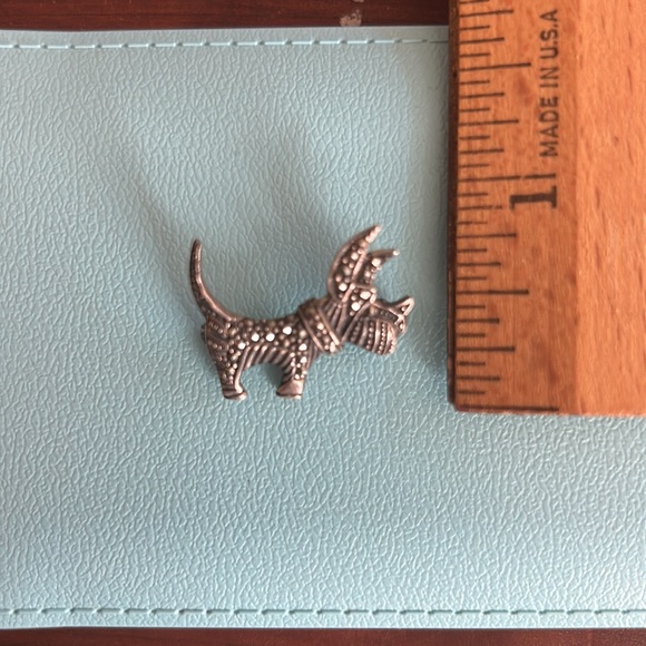Silver and Marcasite Scottie Dog Pin Brooch - Picture 2 of 3